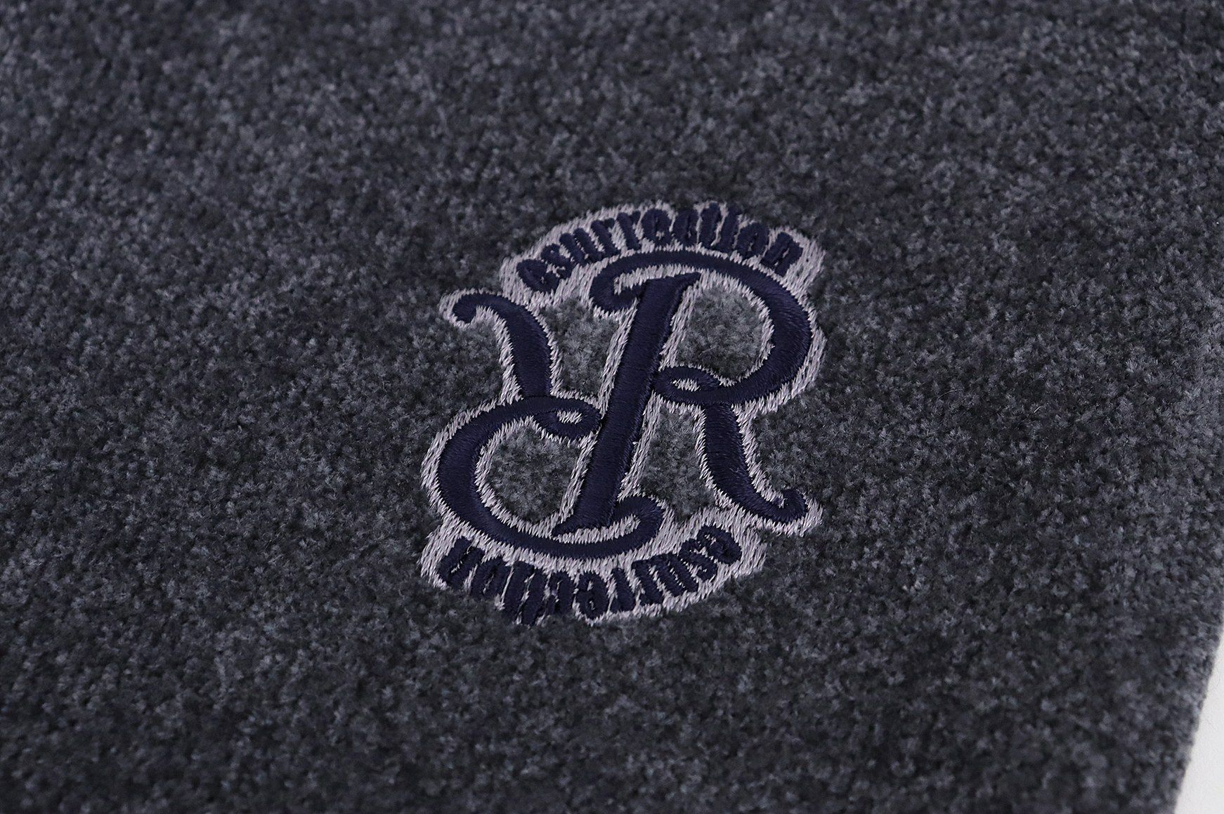 レザレクションのネックウォーマー