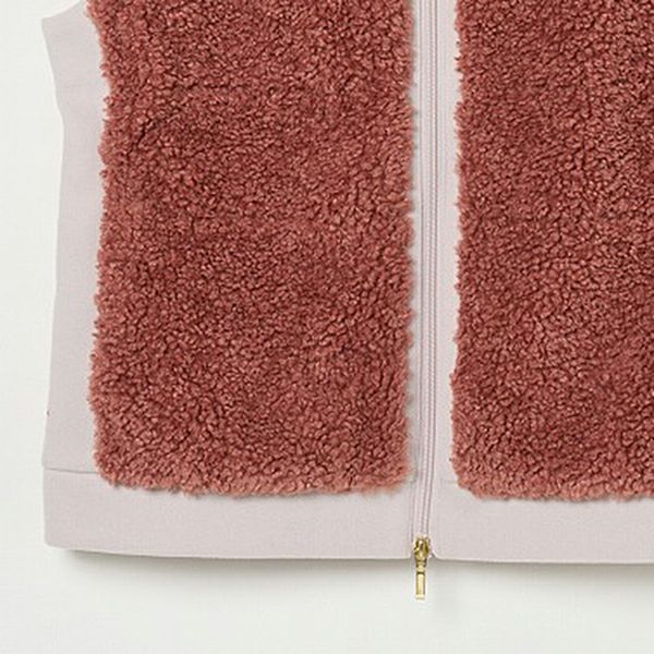 ヒールクリークのベスト