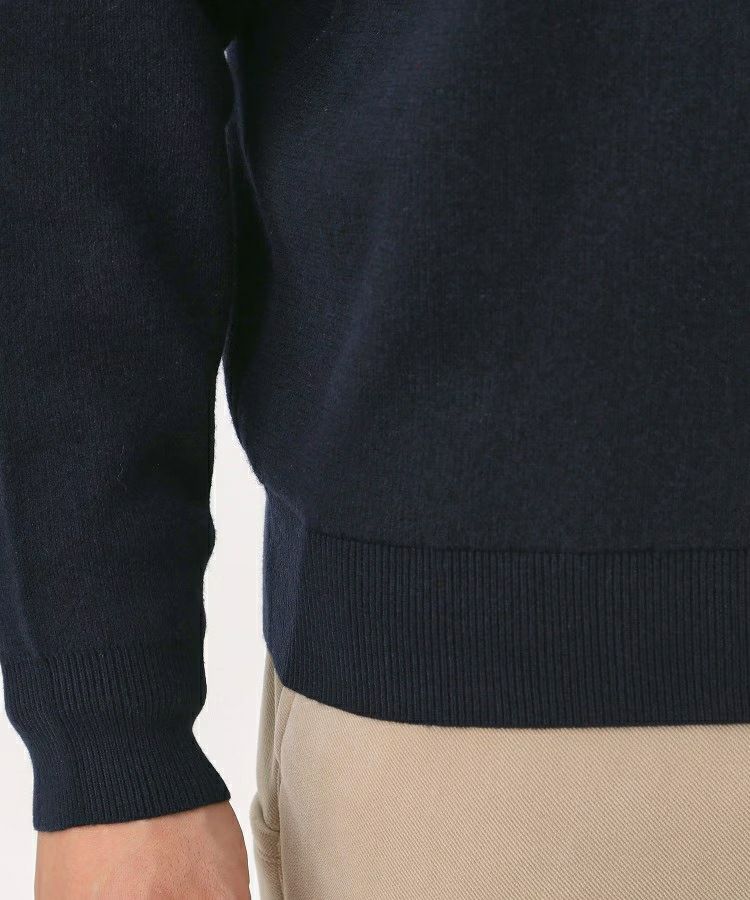 アダバットのセーター