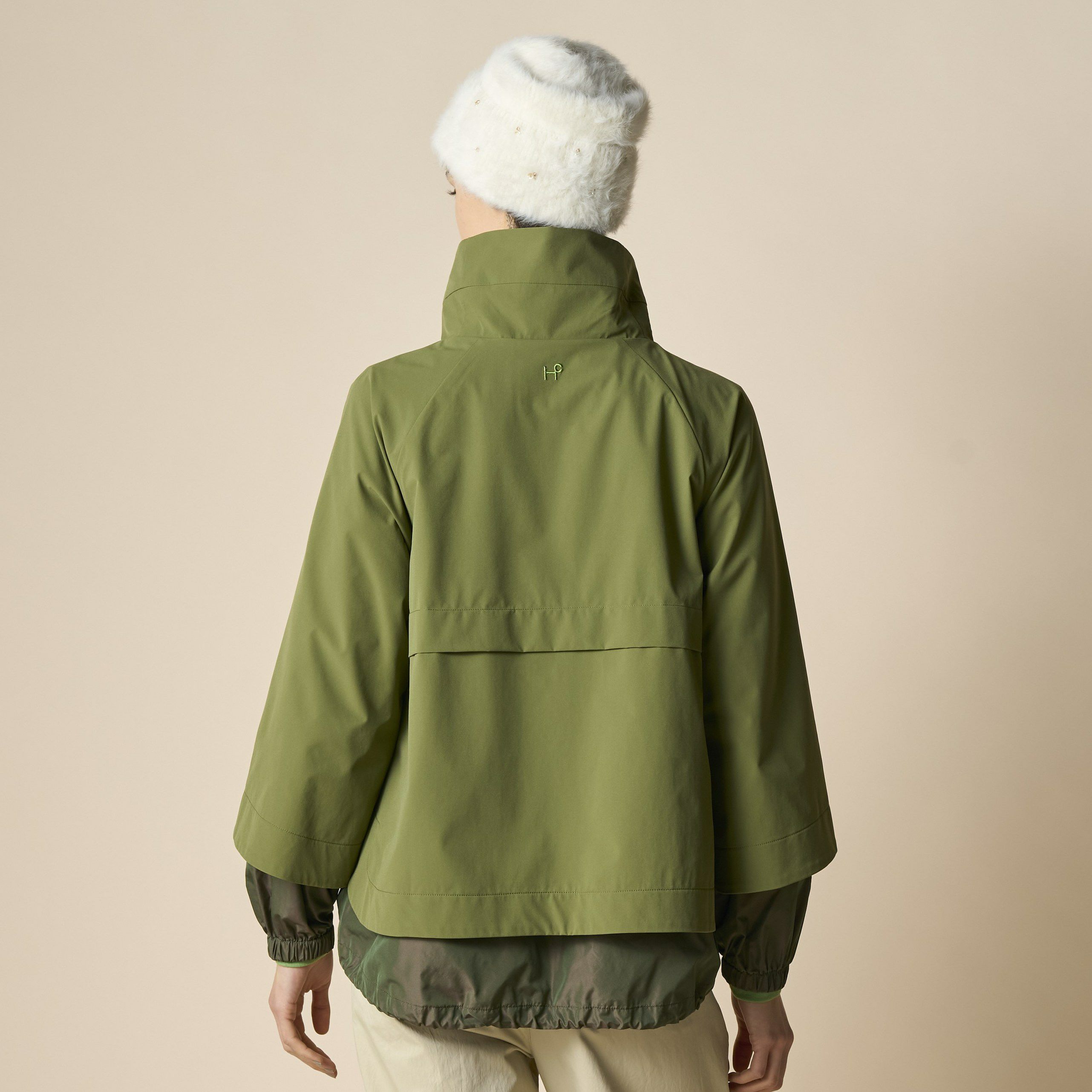 ヒールクリークのブルゾン