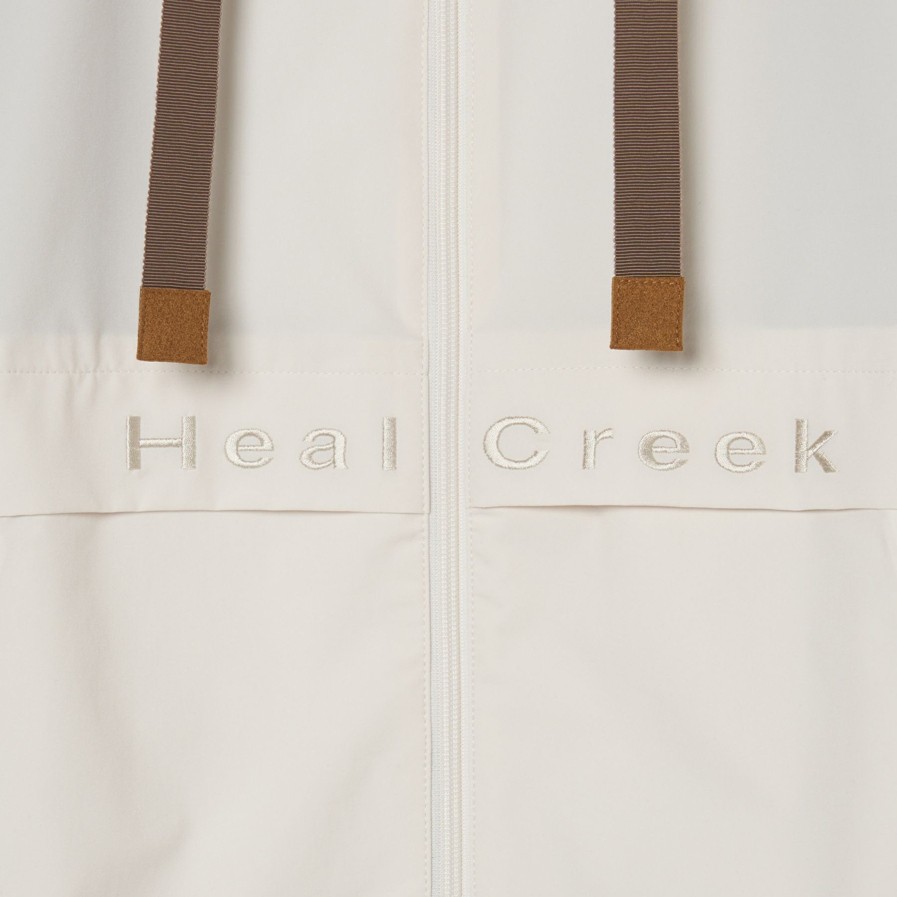 ヒールクリークのブルゾン