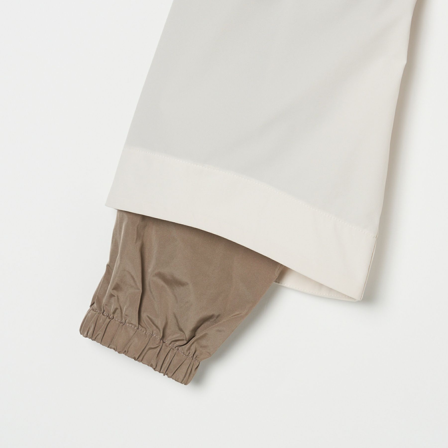 ヒールクリークのブルゾン