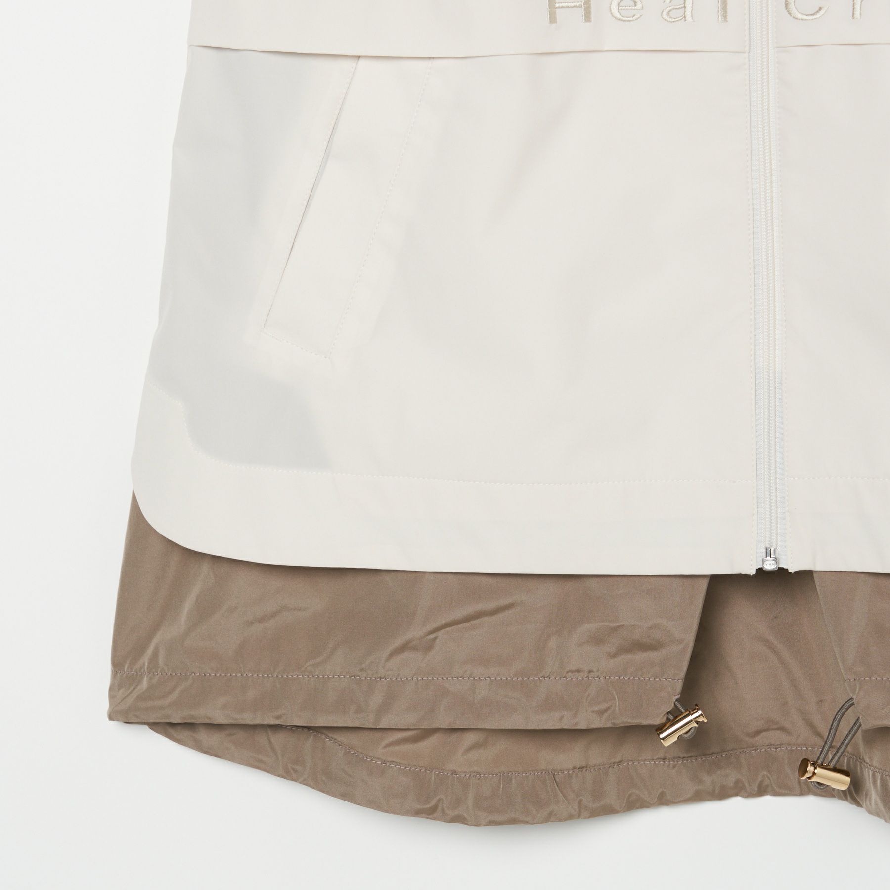 ヒールクリークのブルゾン