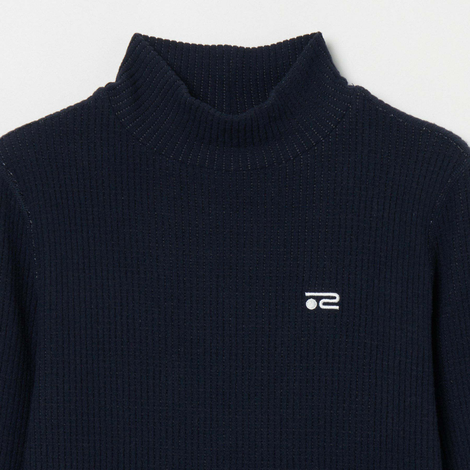 ロサーセンのハイネックシャツ