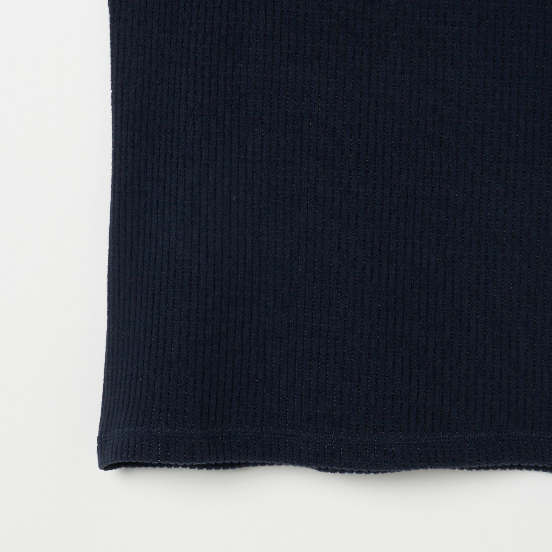 ロサーセンのハイネックシャツ