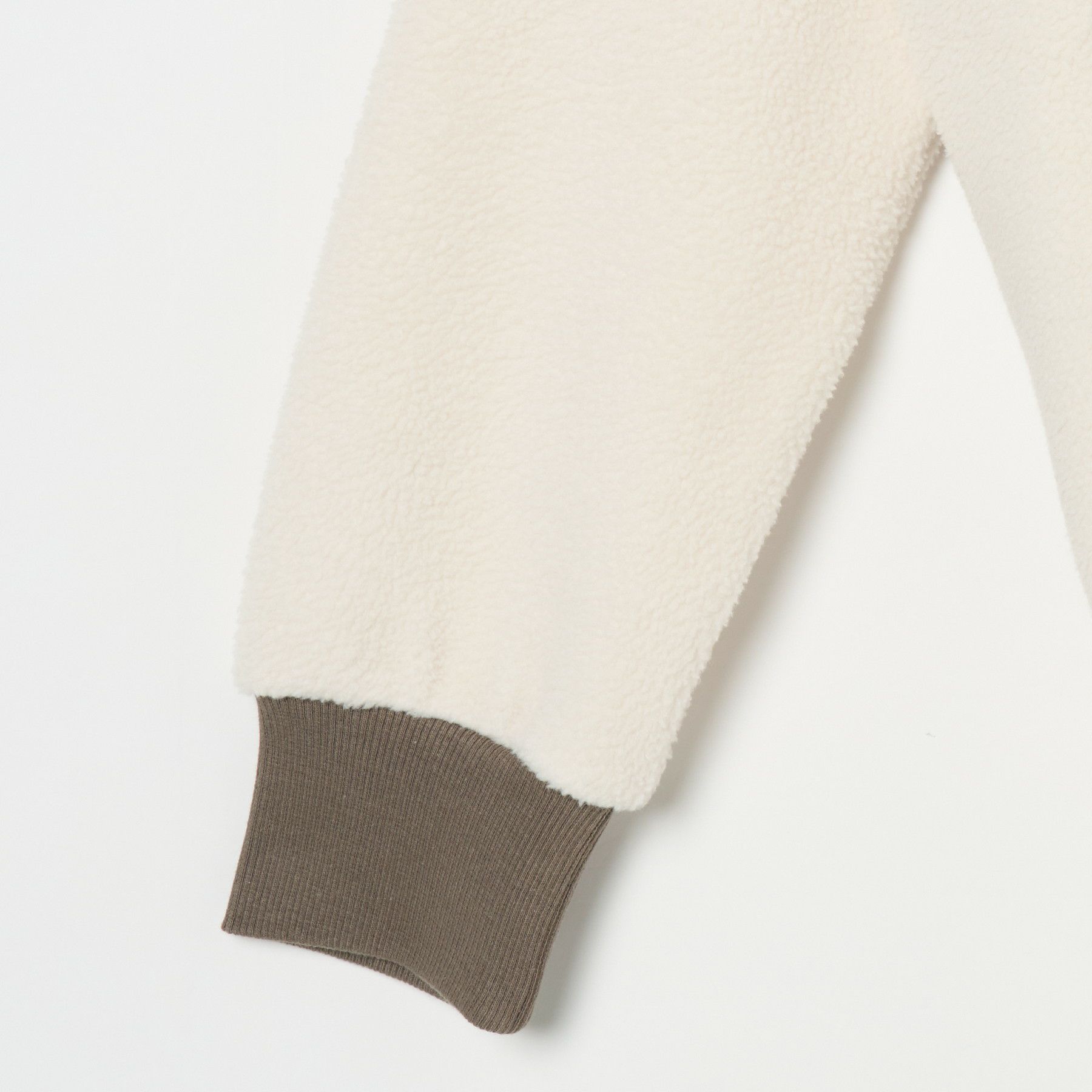 ロサーセンのパーカー