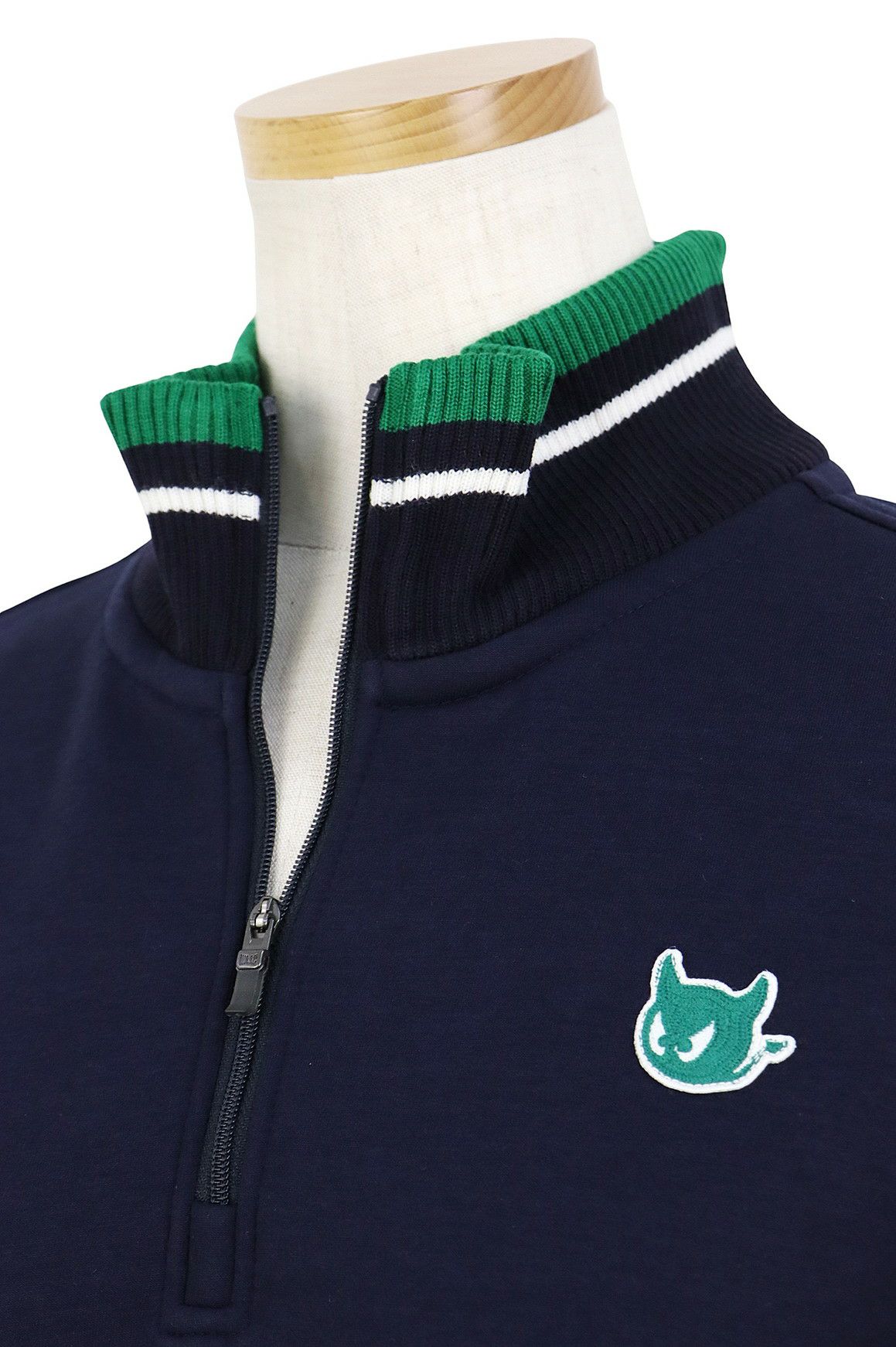 ワックのトレーナー