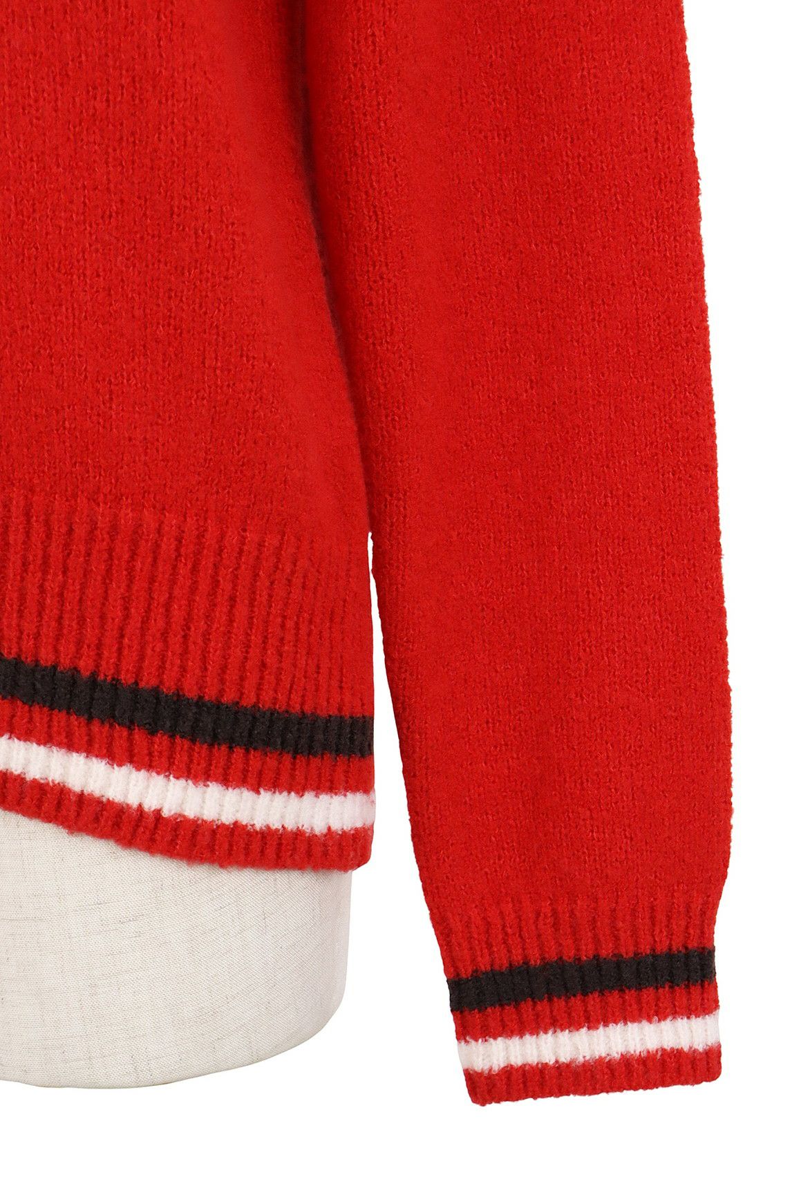 ワックのセーター