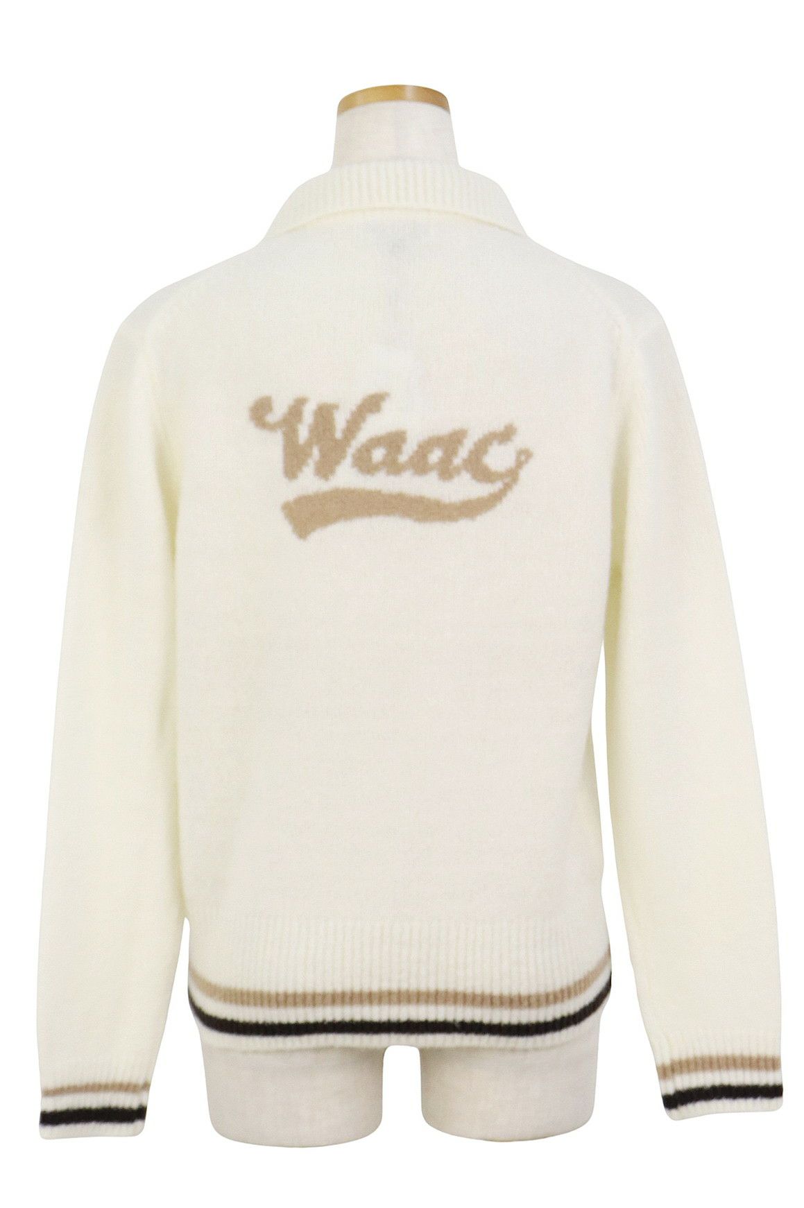 ワックのセーター