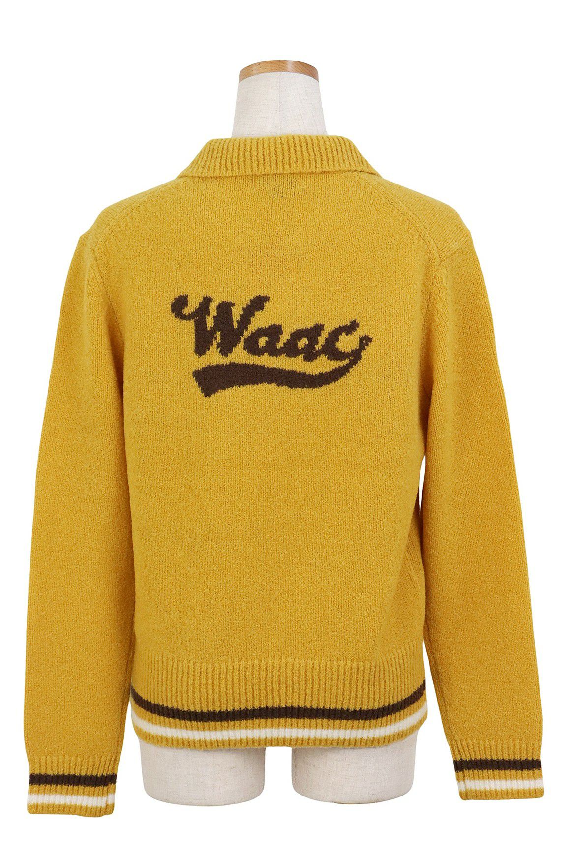 ワックのセーター