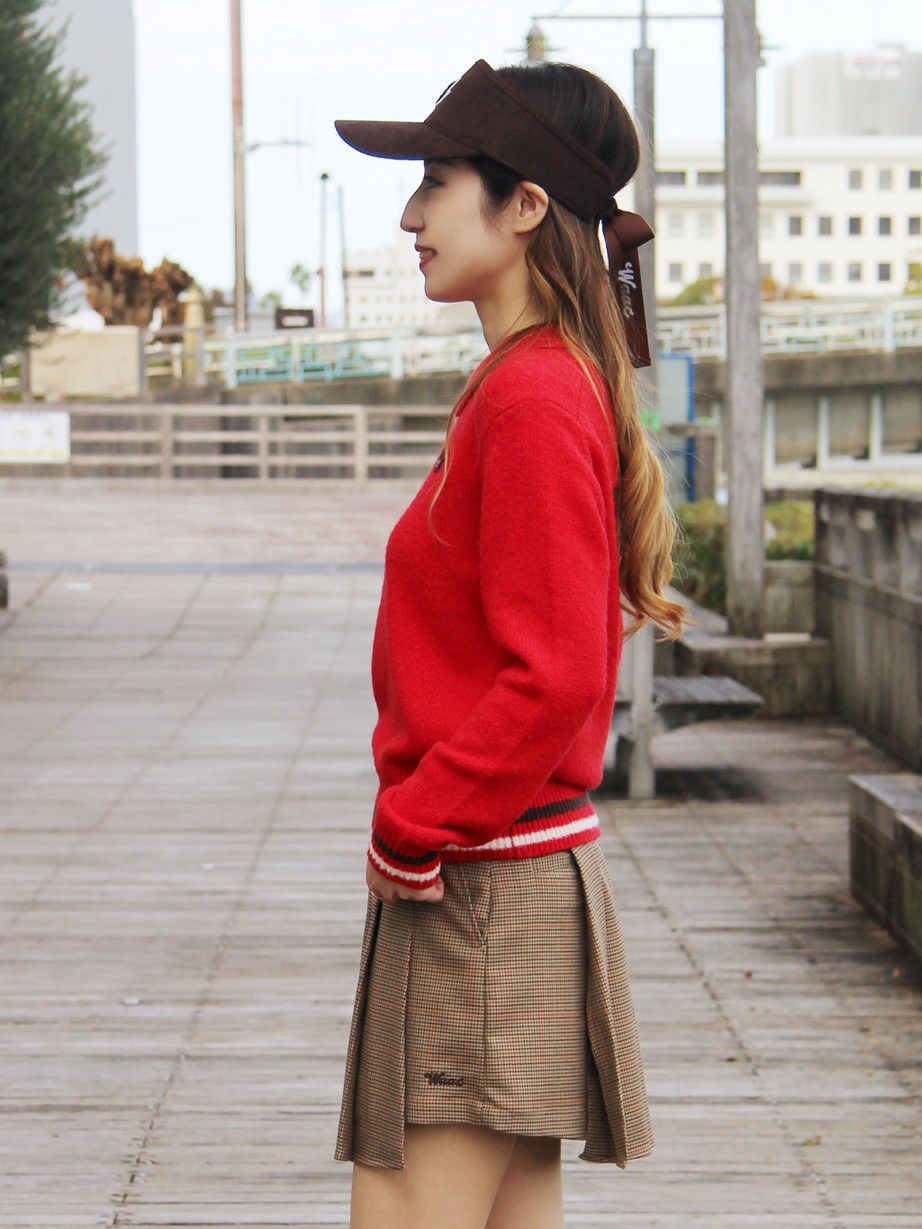 ワックのセーター