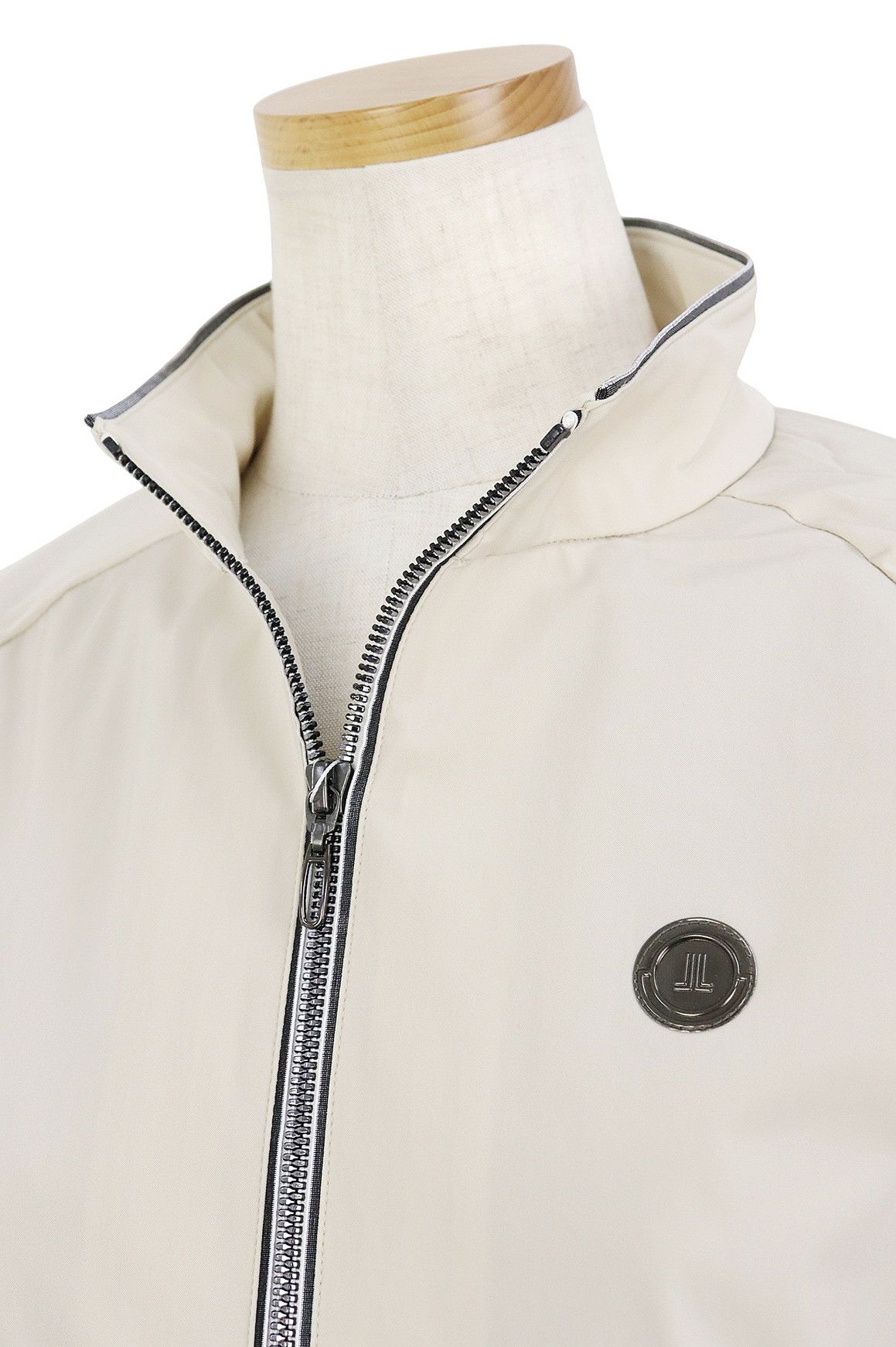 ランバンスポールのブルゾン