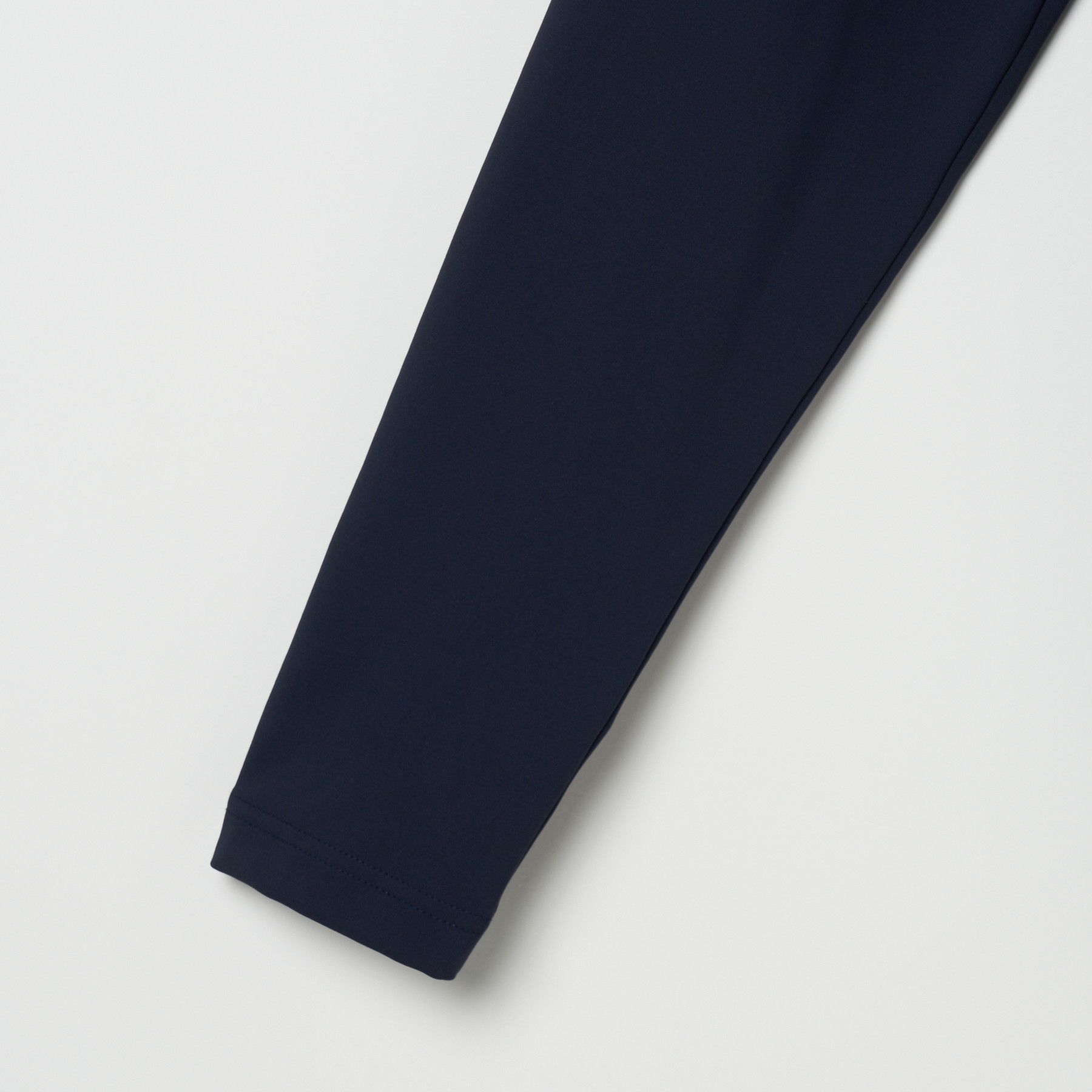 ロサーセンのハイネックシャツ