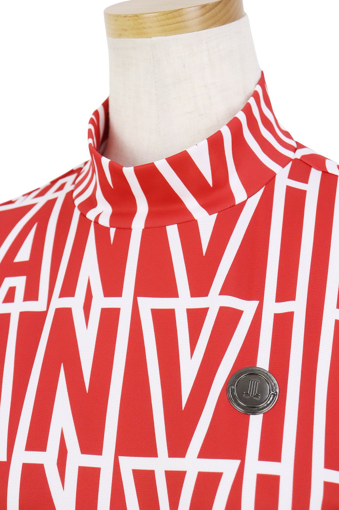 ランバンスポールのハイネックシャツ