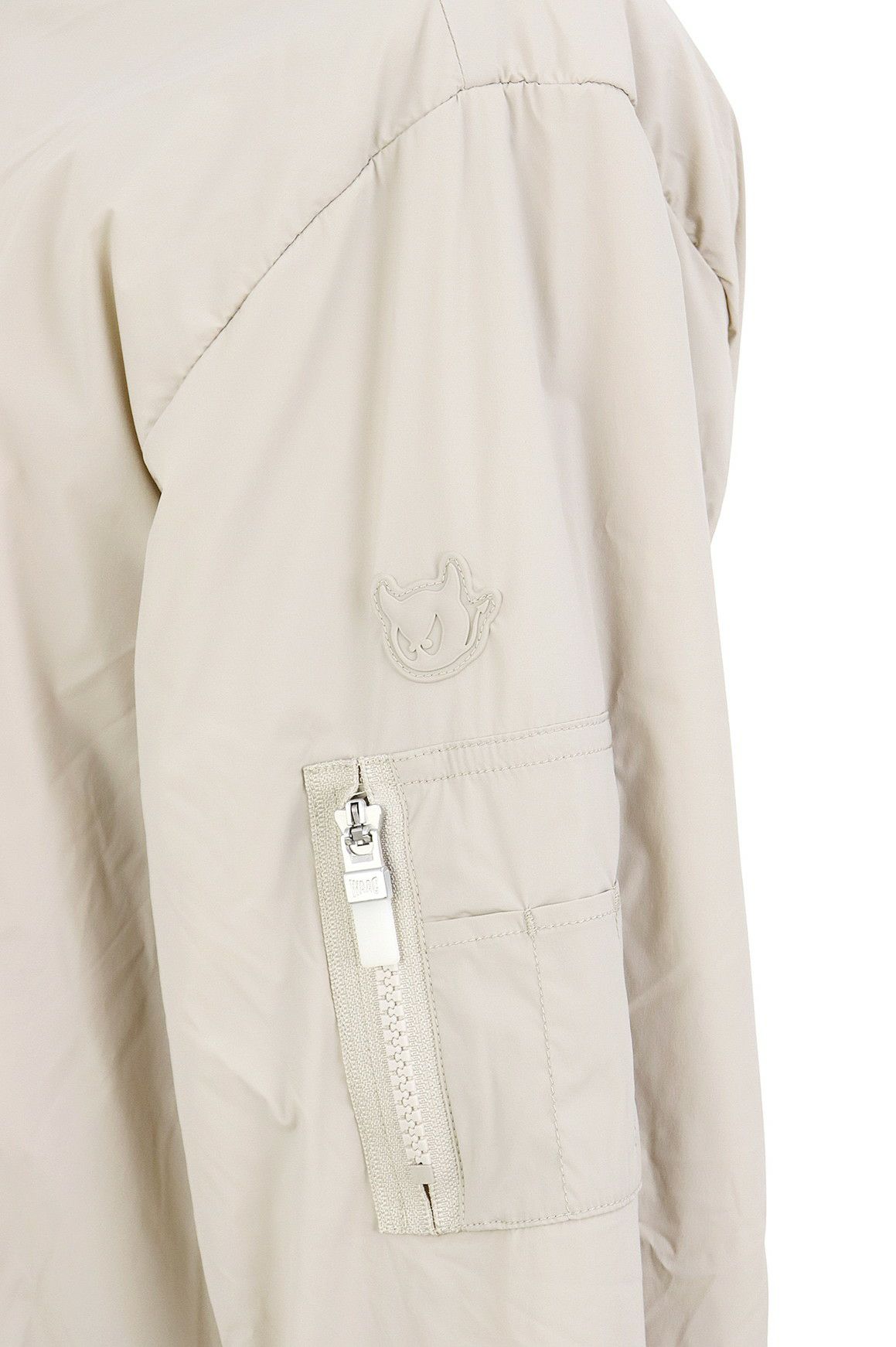 ワックのブルゾン