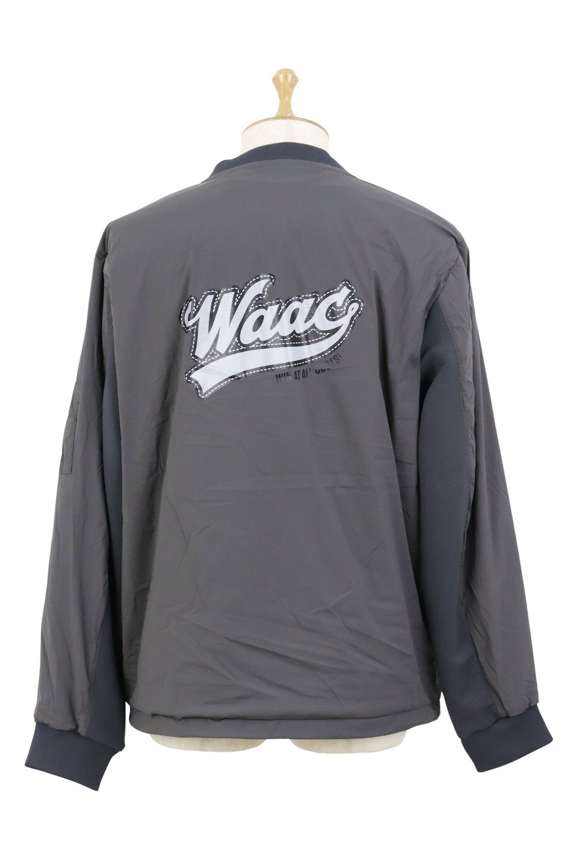 ワックのブルゾン