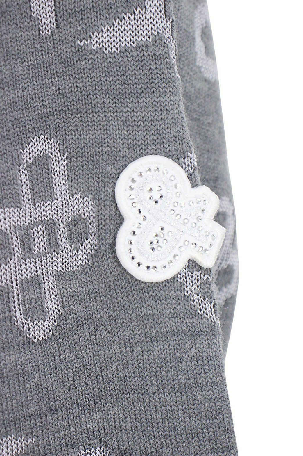 アンパスィのセーター