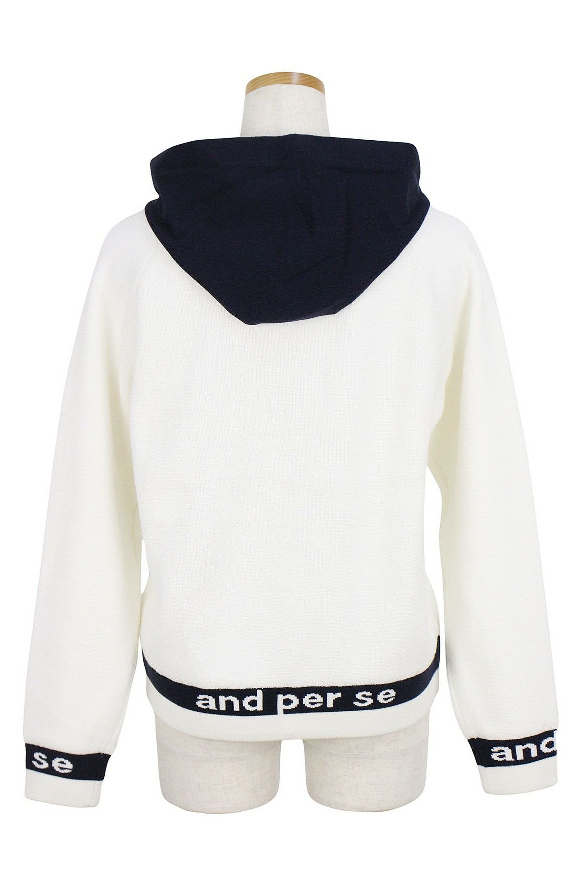 アンパスィのブルゾン