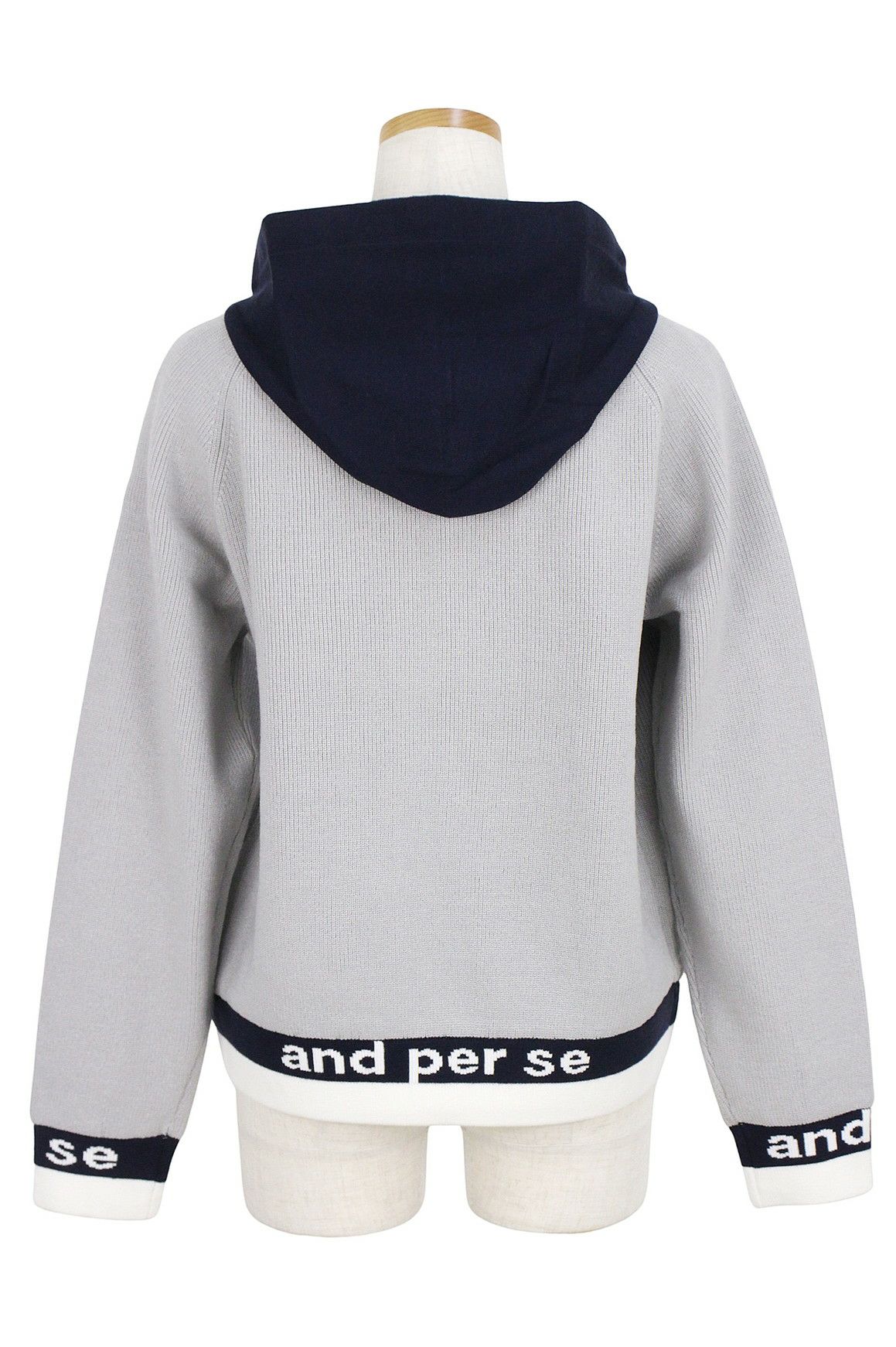 アンパスィのブルゾン