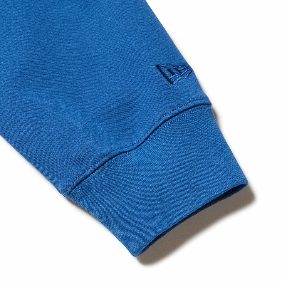 ニューエラのハイネックシャツ