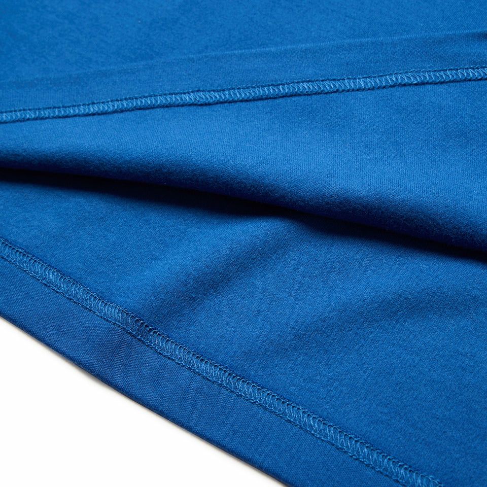 ニューエラのハイネックシャツ