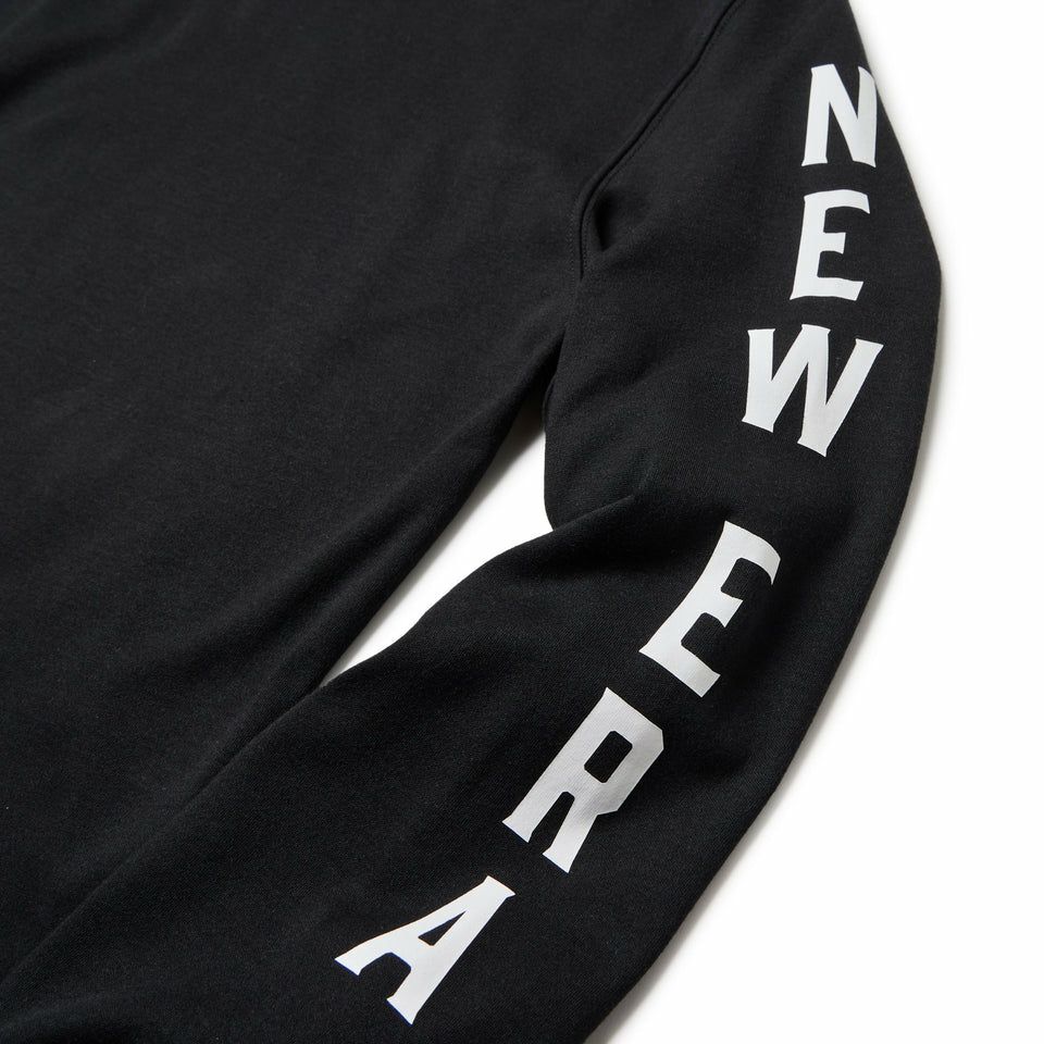 ニューエラのハイネックシャツ