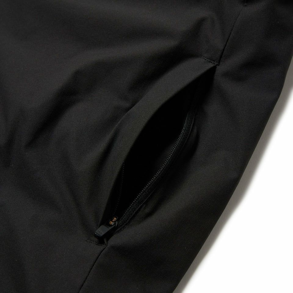 ニューエラのブルゾン