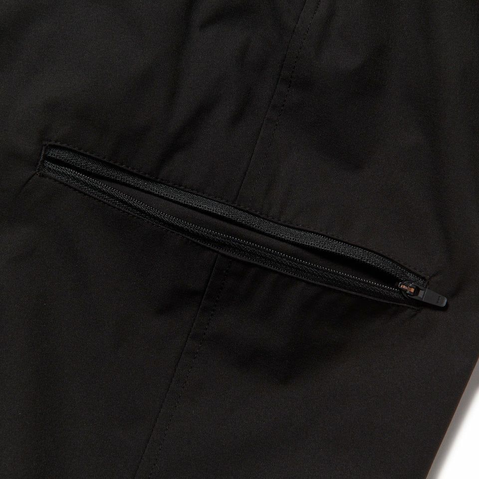 ニューエラのロングパンツ