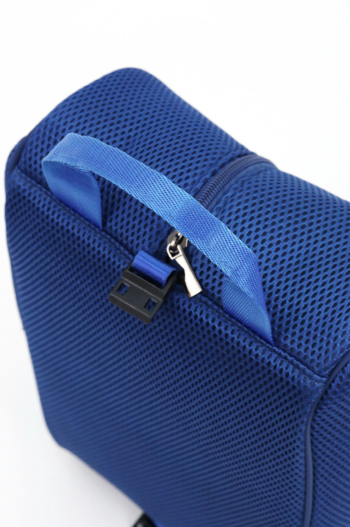 ピーダブリュサーキュラスのキャディバッグ