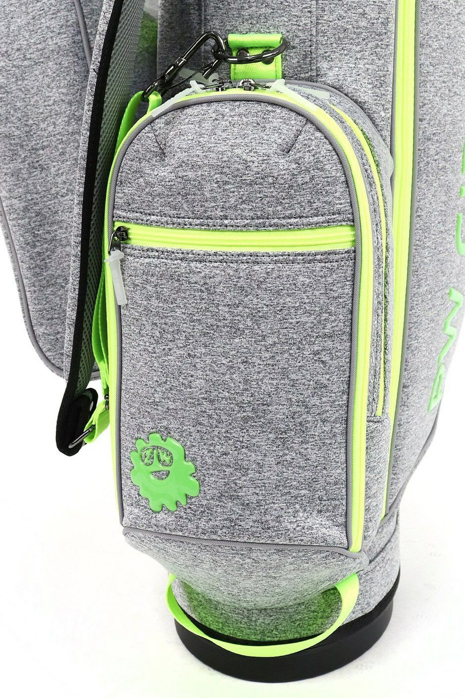 ピーダブリュサーキュラスのキャディバッグ