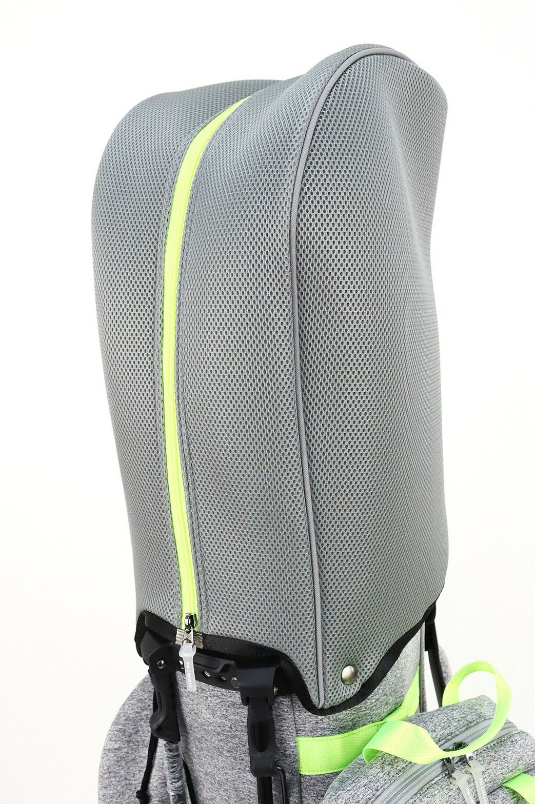 ピーダブリュサーキュラスのキャディバッグ