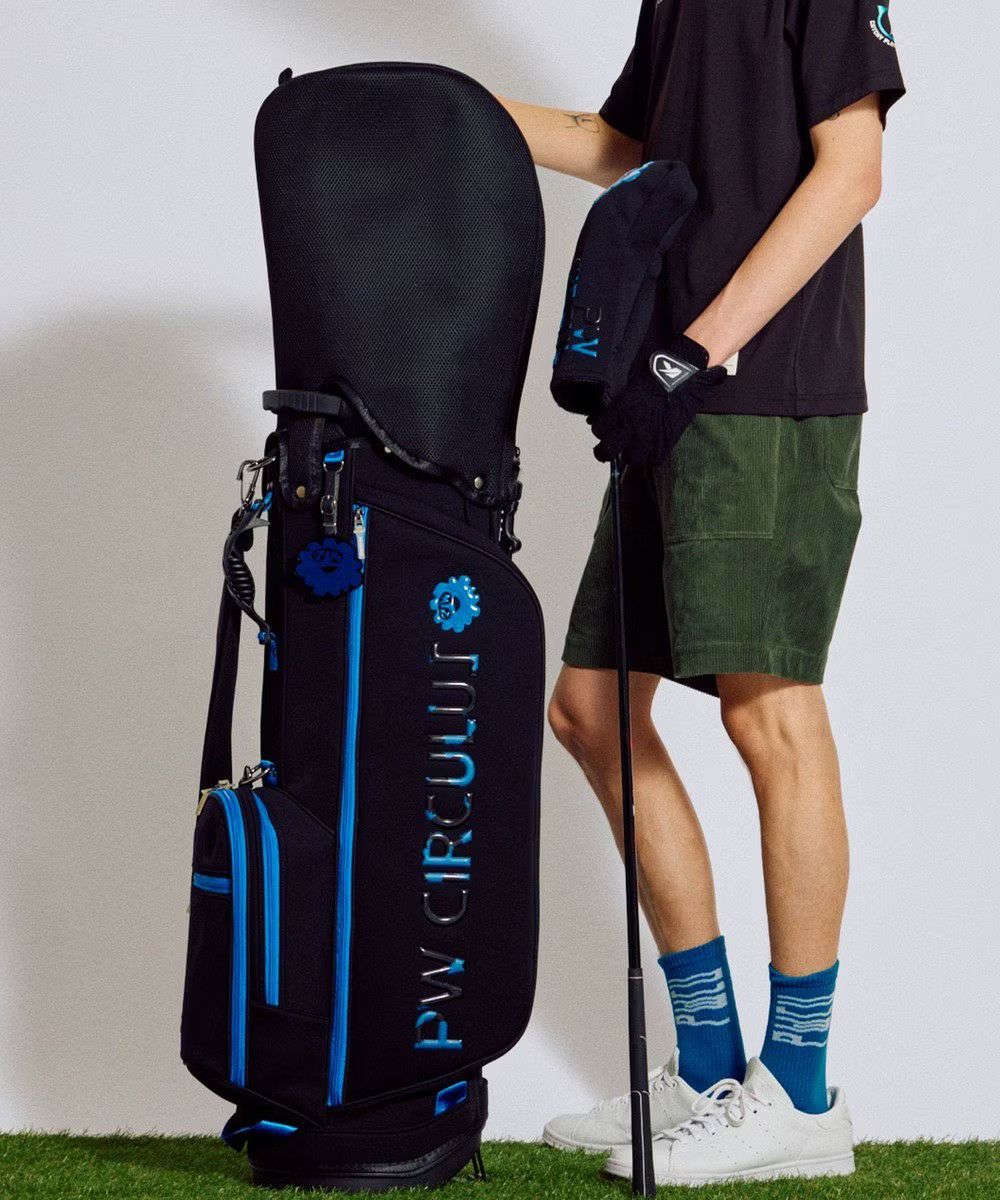 ピーダブリュサーキュラスのキャディバッグ