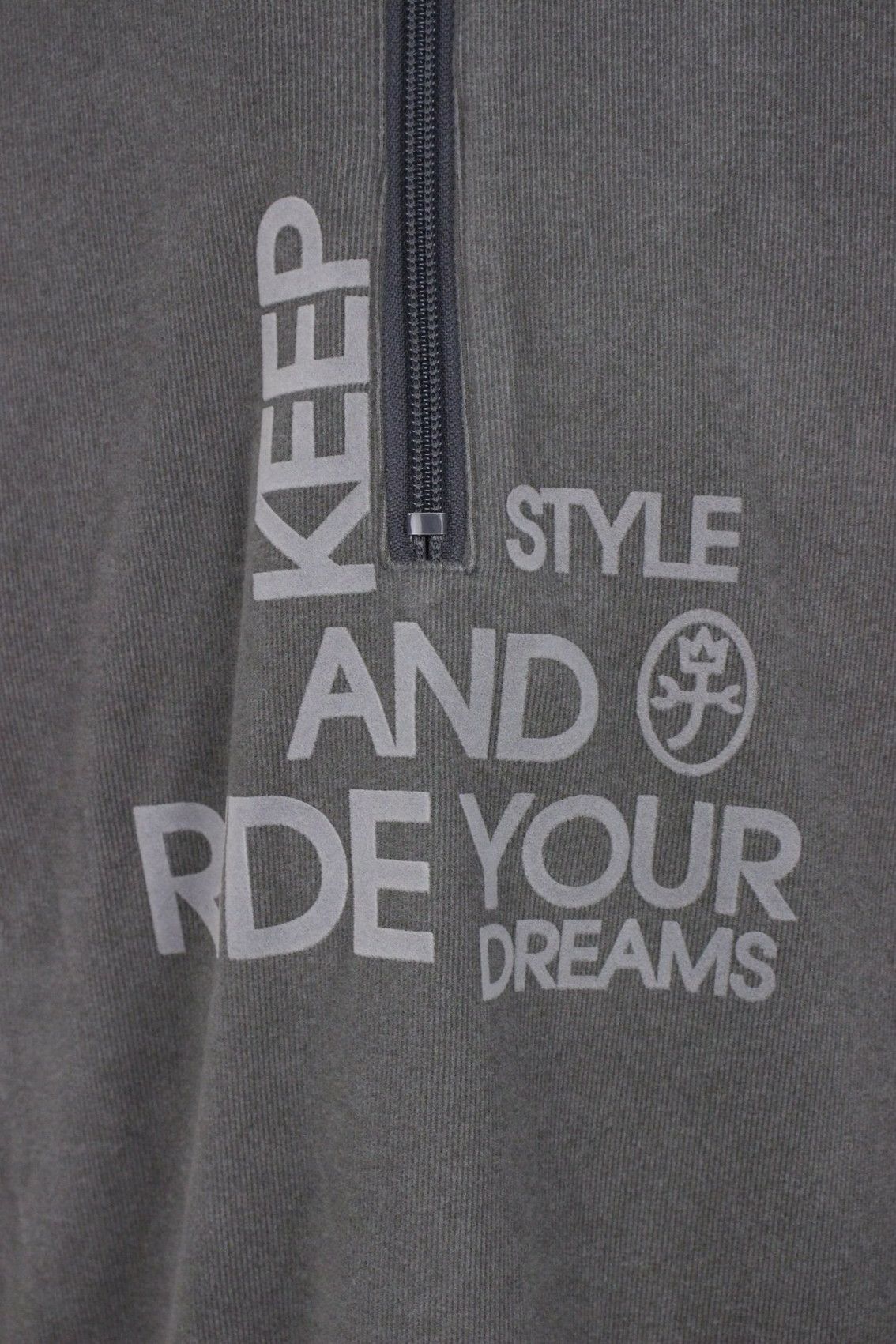 カステルバジャックスポーツのポロシャツ