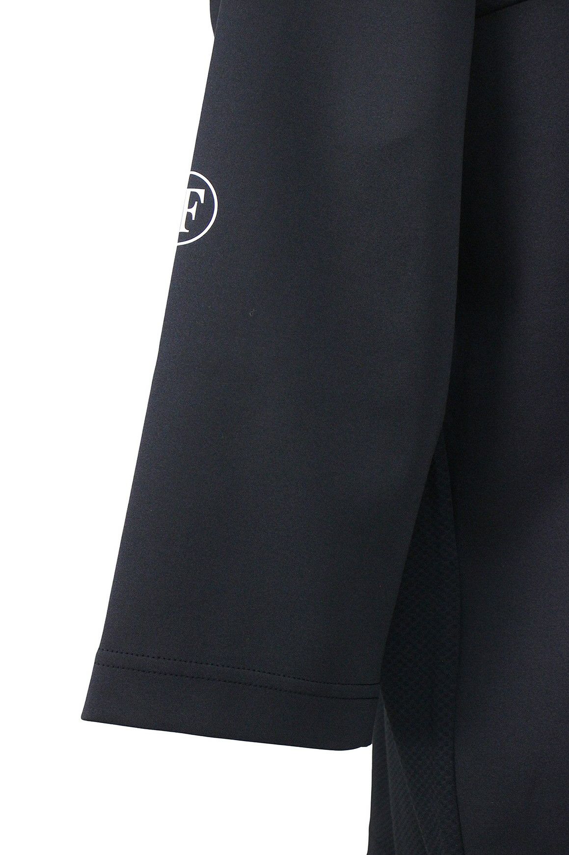 ティーエフダブリューフォーティーナイのポロシャツ