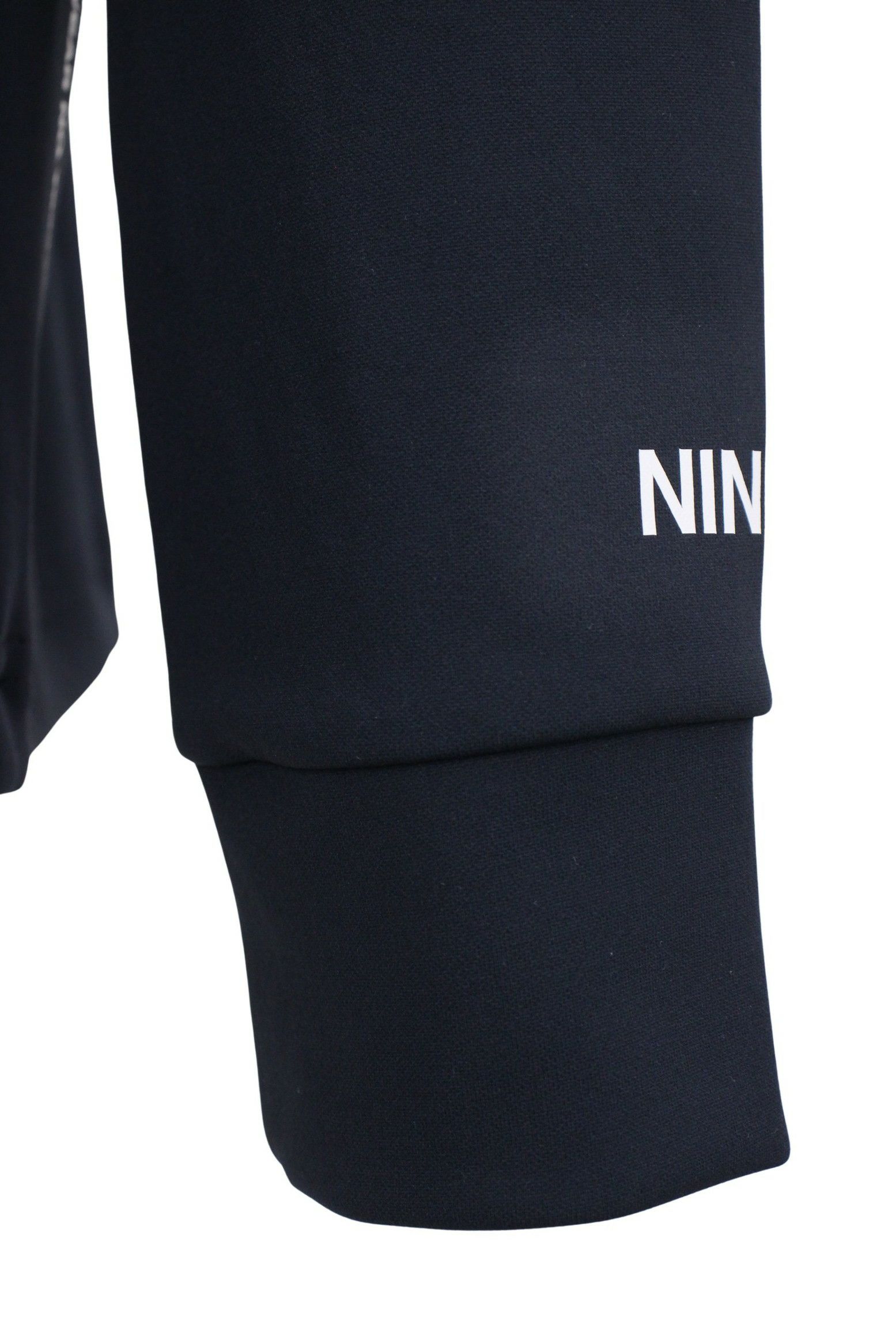 TFW49のハイネックシャツ