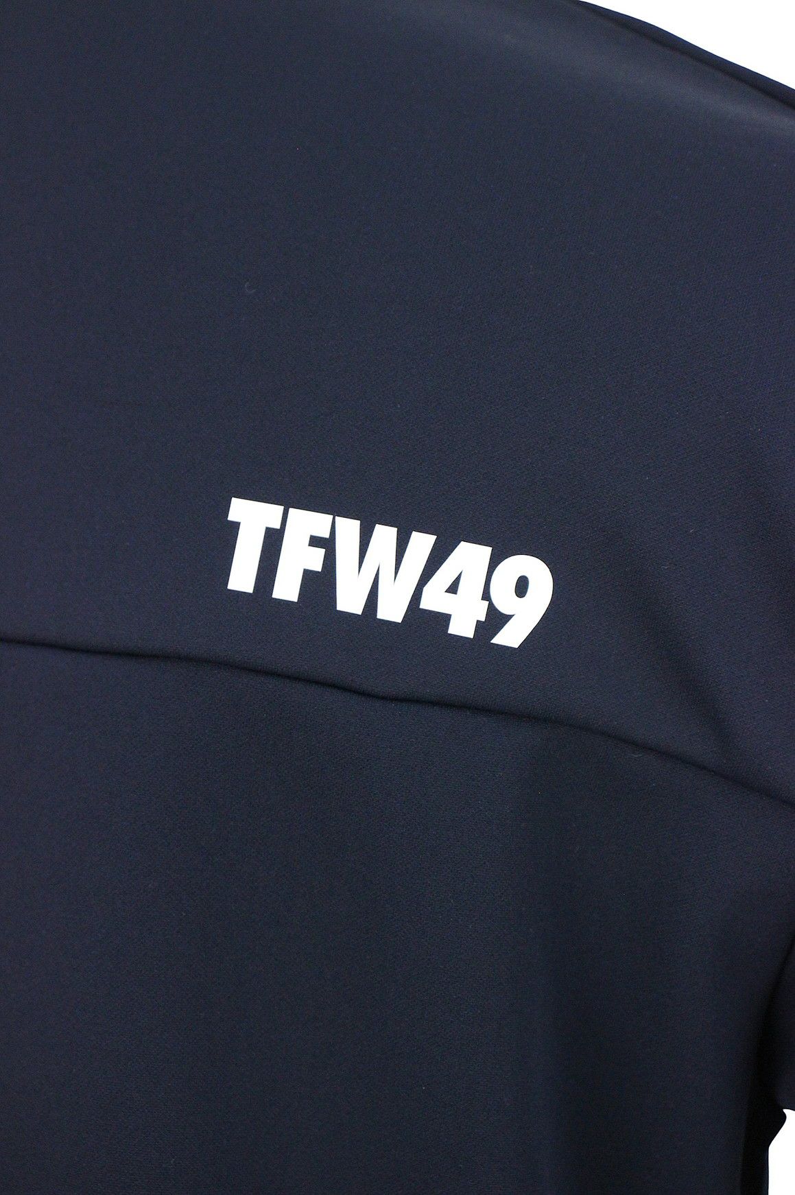 TFW49のハイネックシャツ