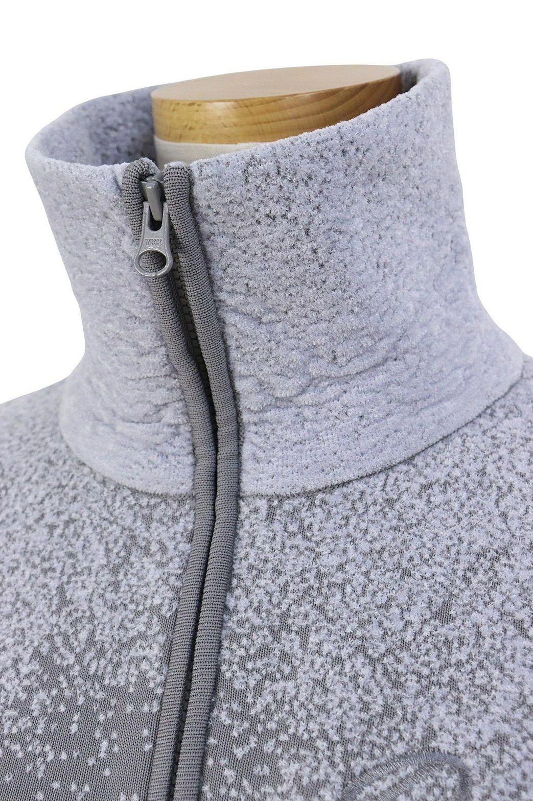 ピーダブリュサーキュラスのセーター