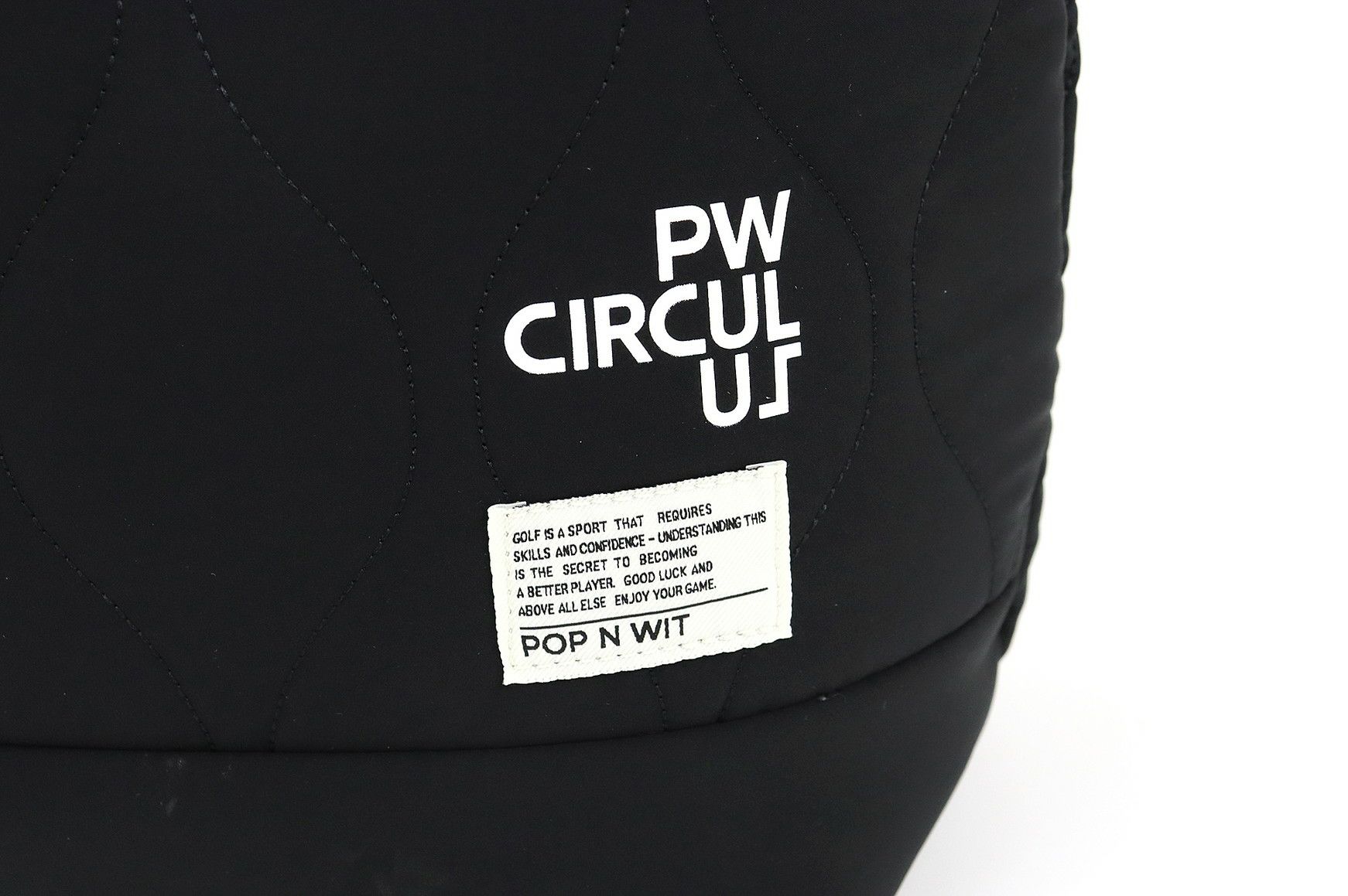 ピーダブリュサーキュラスのトートバッグ