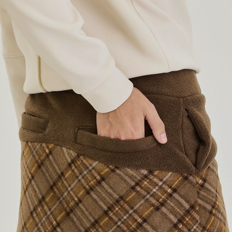 デルソルゴルフのスカート