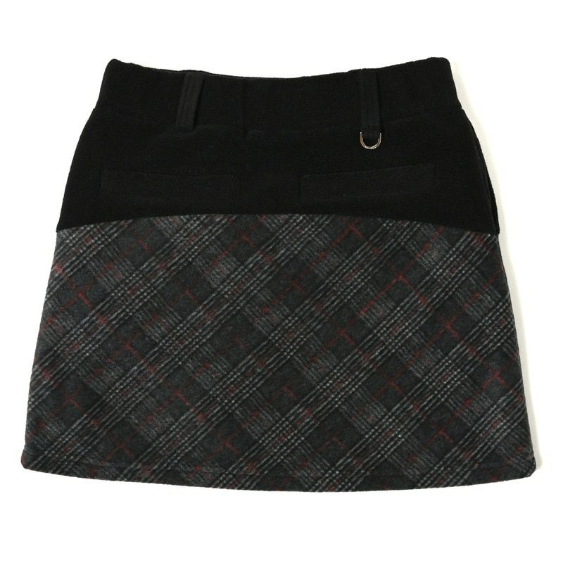 デルソルゴルフのスカート