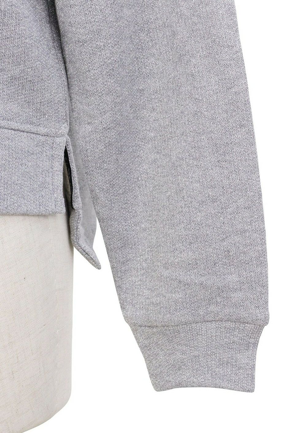 キックスリーのパーカー