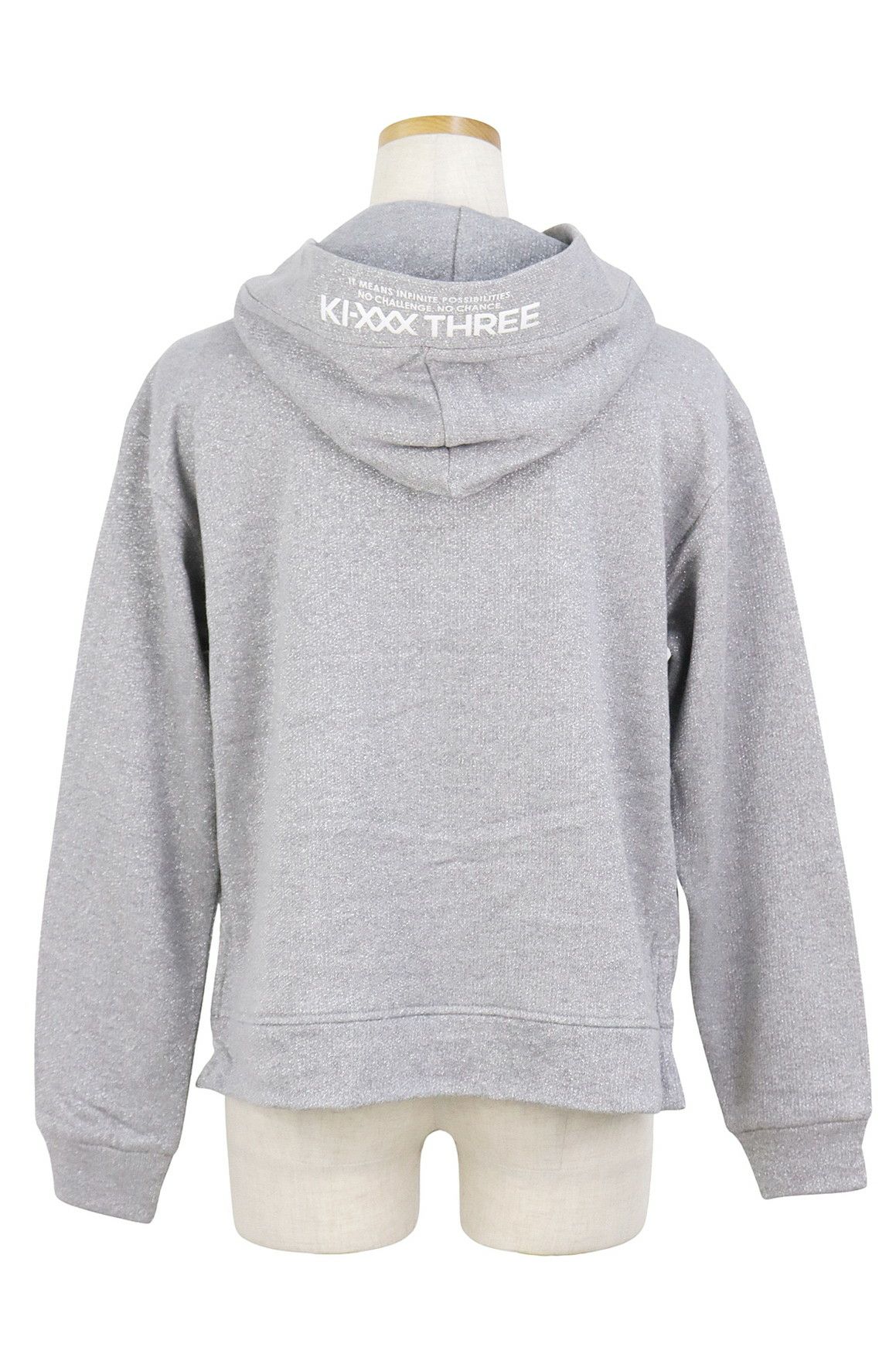 キックスリーのパーカー