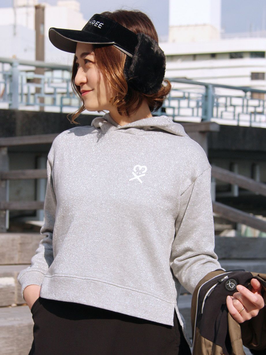 キックスリーのパーカー