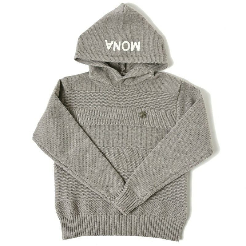 モナデルソルのセーター