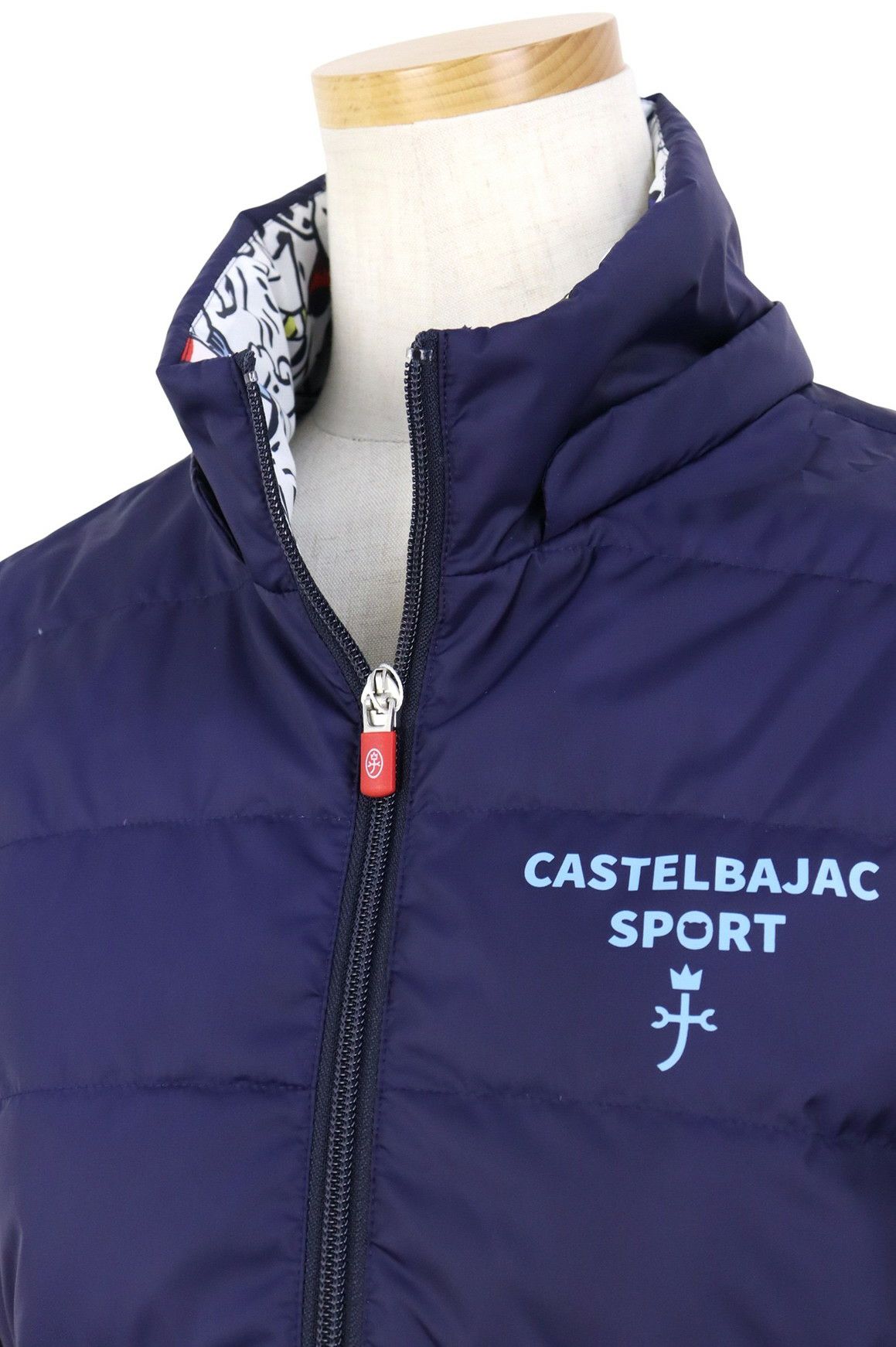 カステルバジャックスポーツのブルゾン