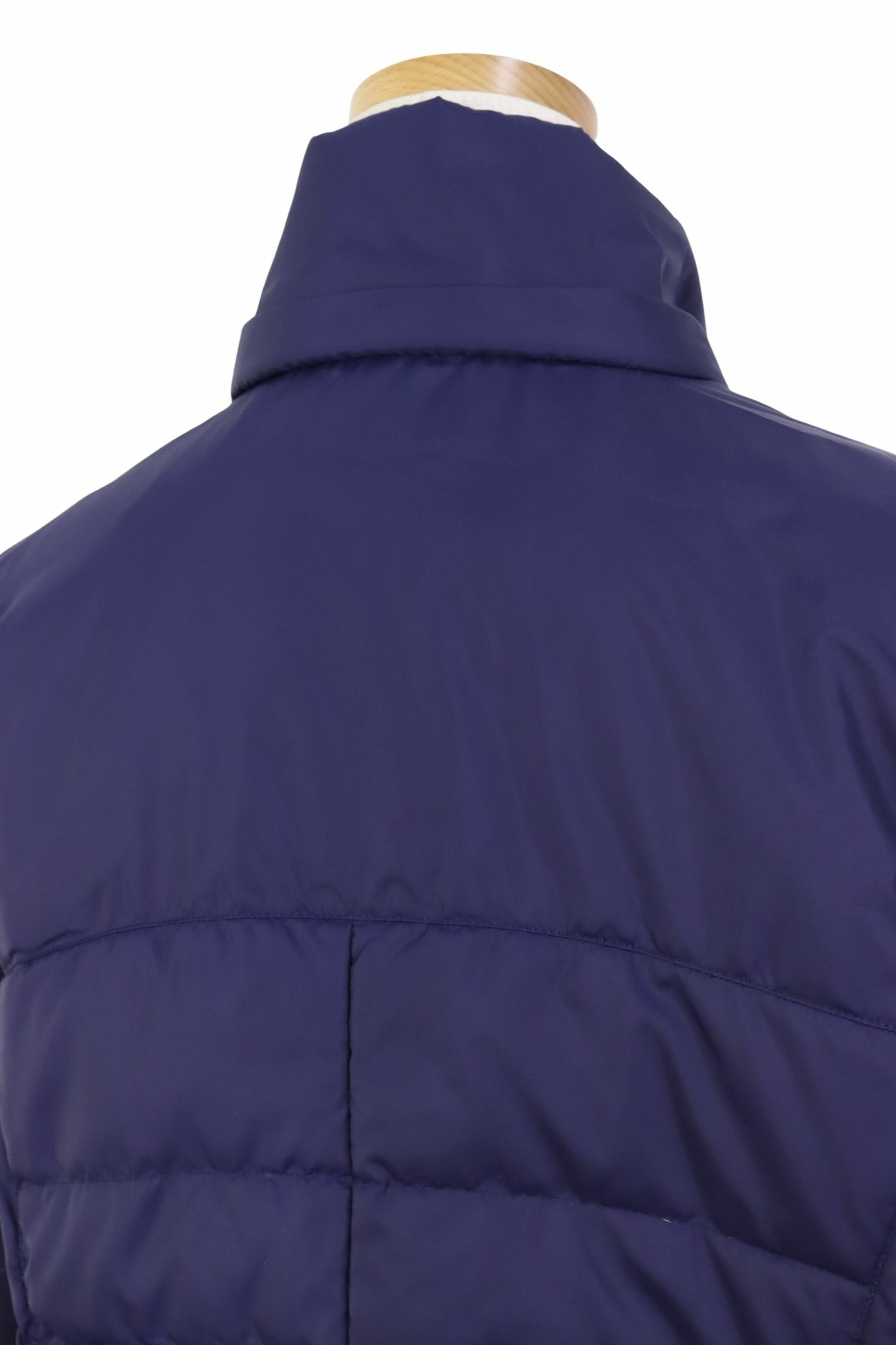 カステルバジャックスポーツのブルゾン