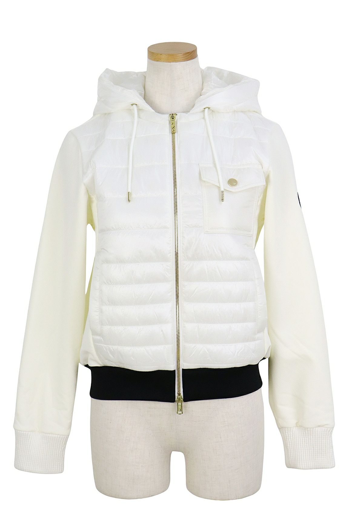 エスワイサーティトゥのブルゾン