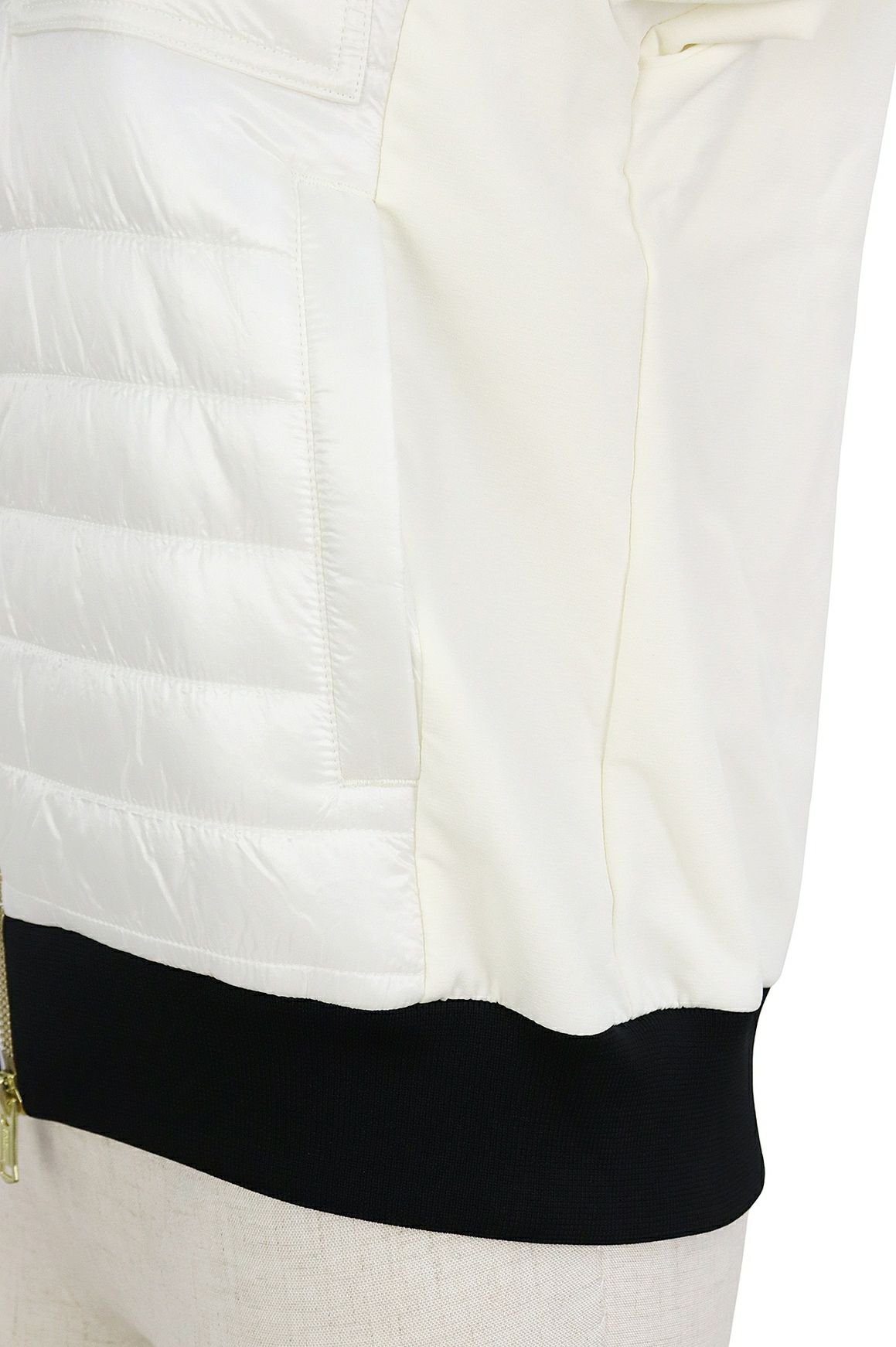 エスワイサーティトゥのブルゾン