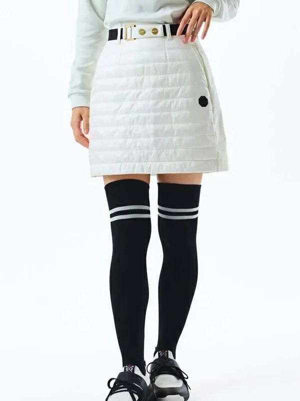 エスワイサーティトゥのスカート