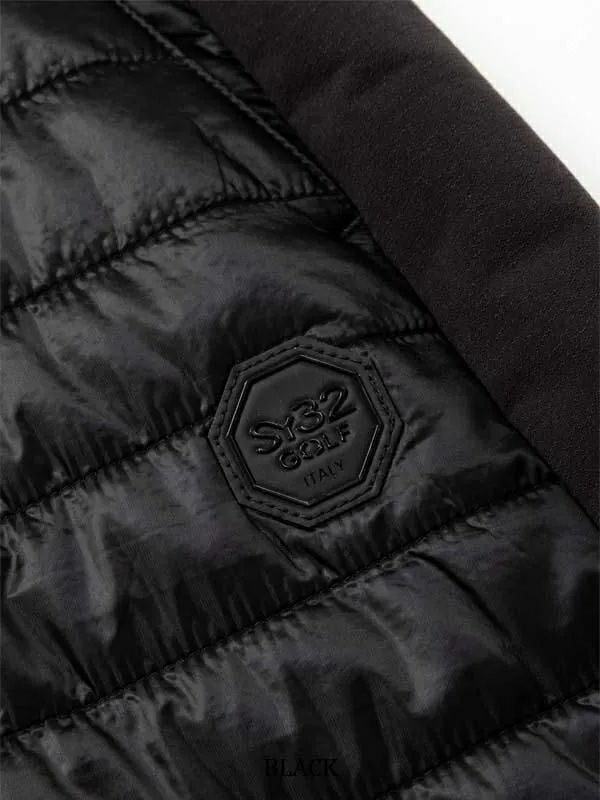 エスワイサーティトゥのスカート